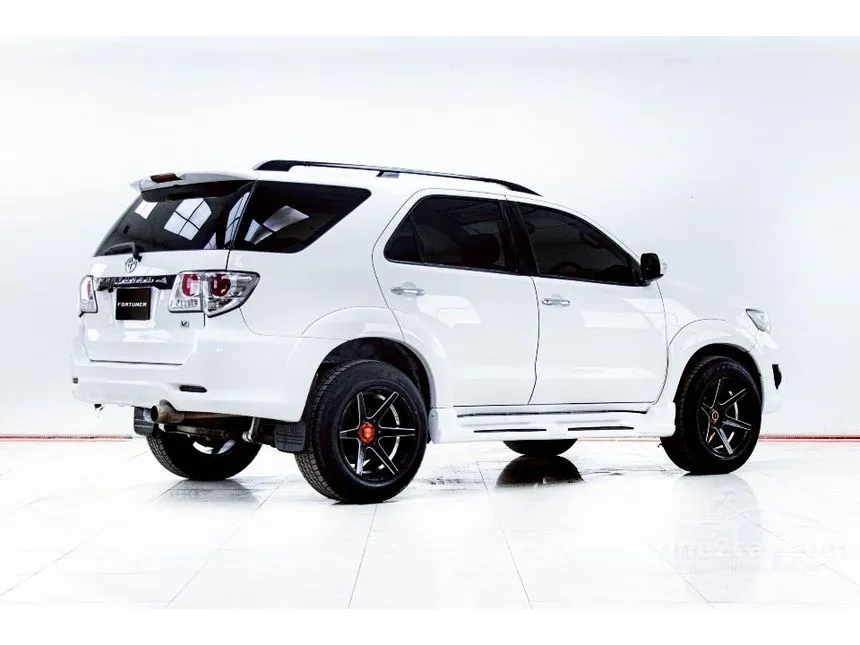 2013 Toyota FORTUNER V SUV