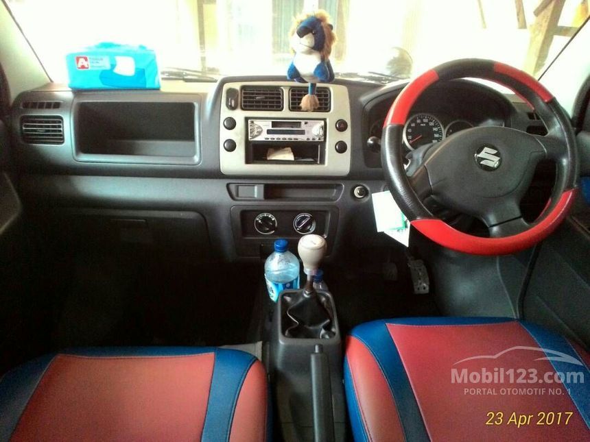 2005 Suzuki APV L Minibus