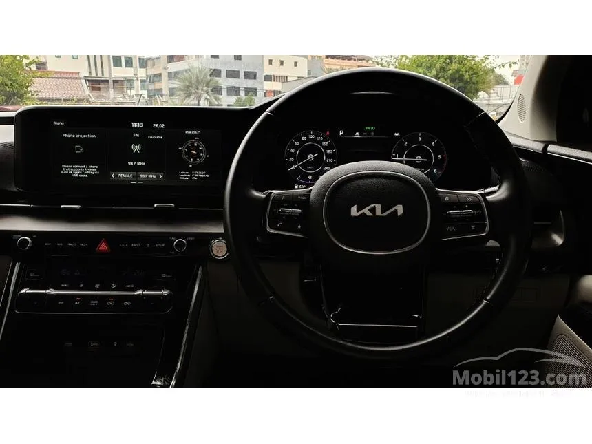 2022 KIA Grand Carnival Premiere 11 Seater MPV