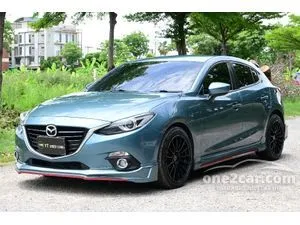 2015 Mazda 3 2.0 (ปี 14-18) S Sports Hatchback
