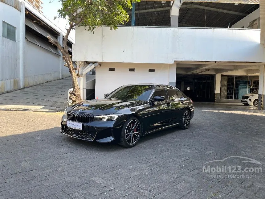 2024 BMW 330i M Sport Pro Sedan