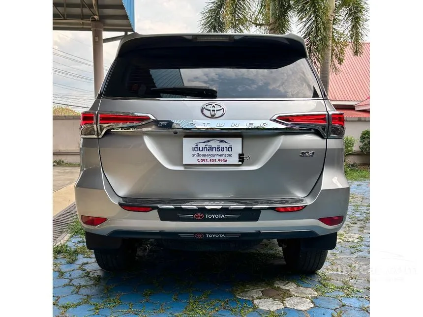2017 Toyota FORTUNER V SUV