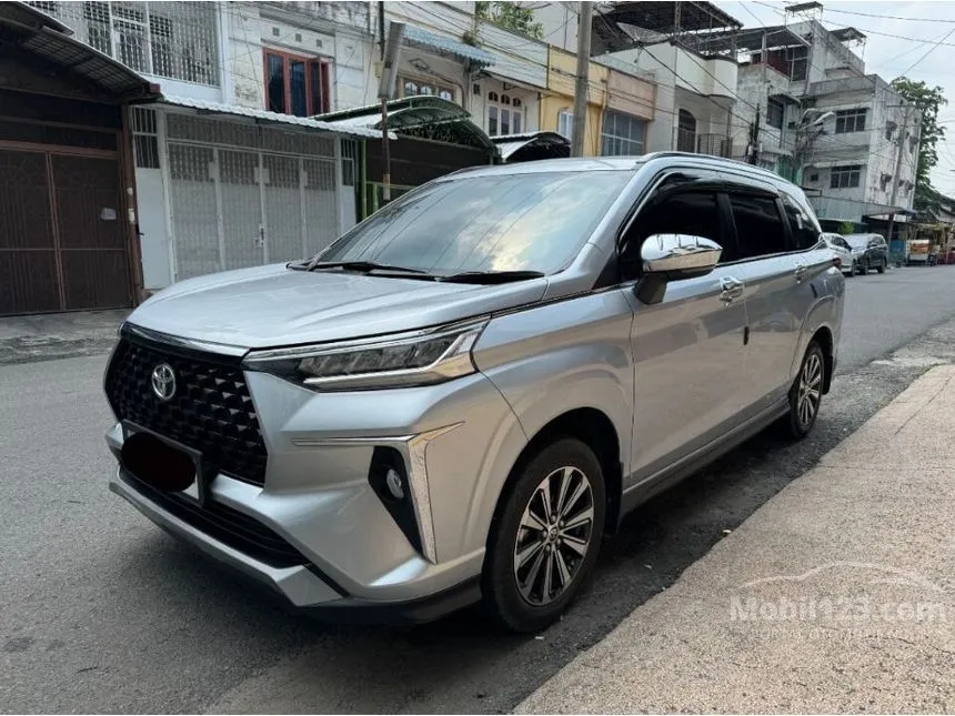 Jual Mobil Toyota Veloz 2022 1.5 di Sumatera Utara Manual Wagon Silver Rp 225.000.000
