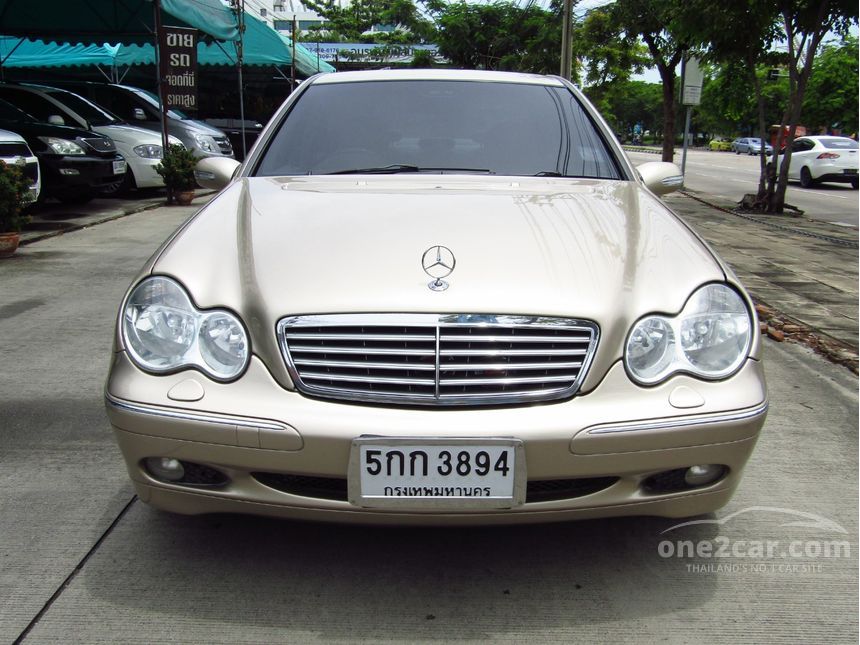 2002 Mercedes-Benz C180 Elegance Sedan