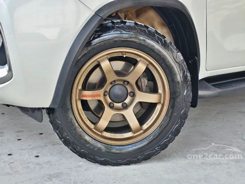 2016 Toyota FORTUNER V SUV