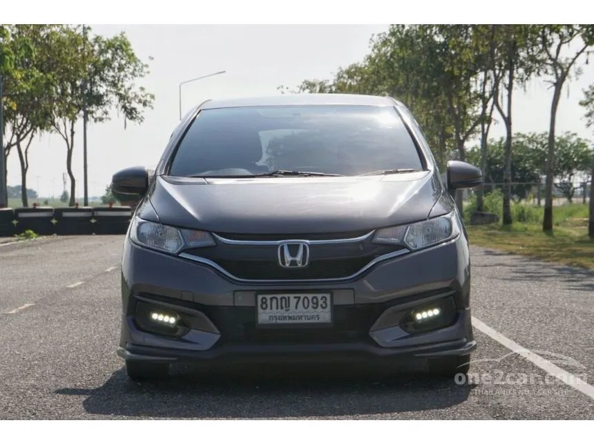 2019 Honda Jazz V+ i-VTEC Hatchback