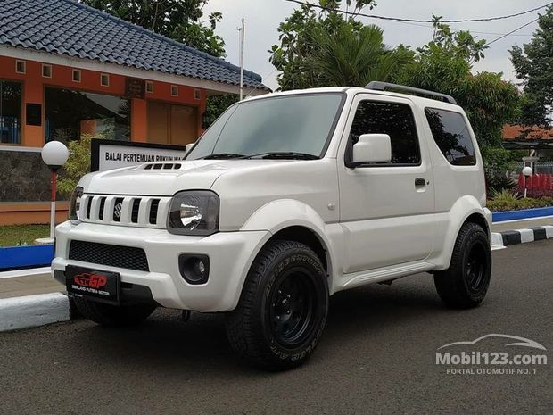  Jimny  Suzuki  Murah  30 mobil  dijual di Indonesia Mobil123