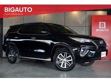 2018 Toyota Fortuner 2.8 (ปี 15-18) V 4WD SUV AT