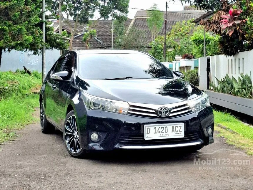 Jual Mobil Toyota Corolla Altis 2015 V 1.8 di Jawa Barat Automatic Sedan Hitam Rp 175.000.000