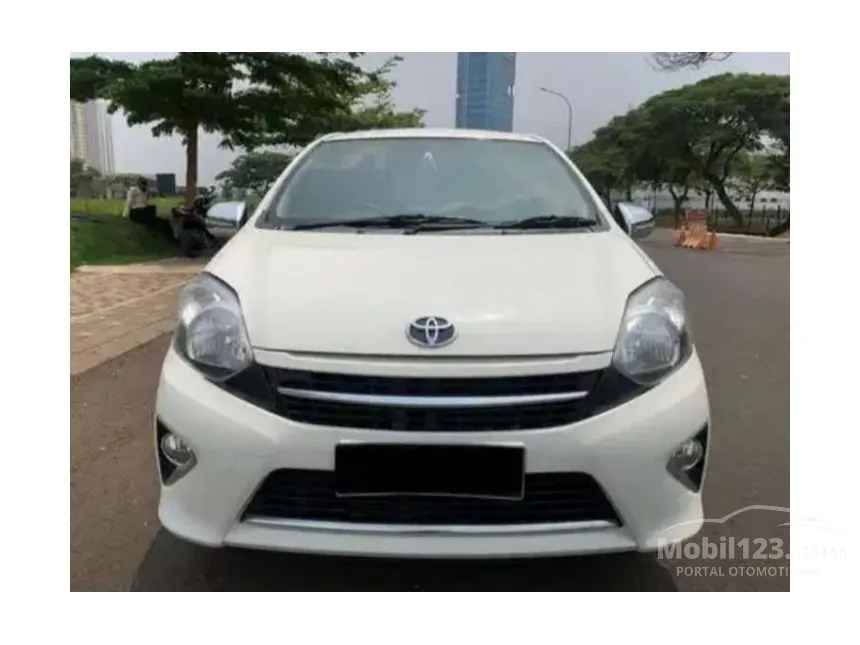 Jual Mobil Toyota Agya 2014 G 1.0 di Jawa Barat Manual Hatchback Putih Rp 69.000.000