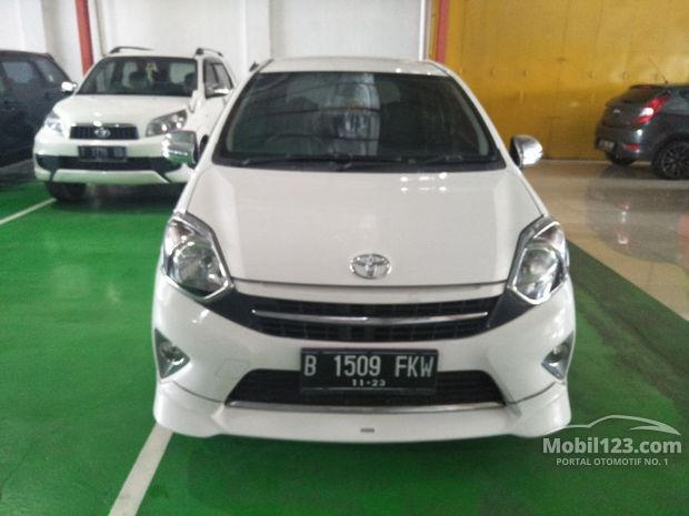 Mobil Bekas  Baru dijual di Karawang  Jawa barat 