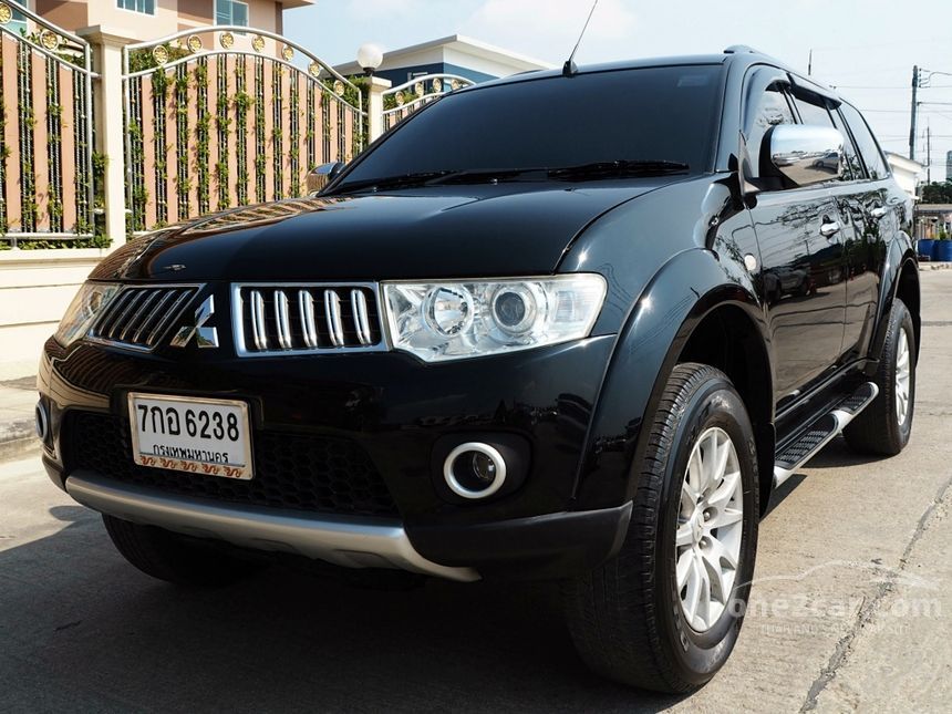 Mitsubishi pajero sport 2010