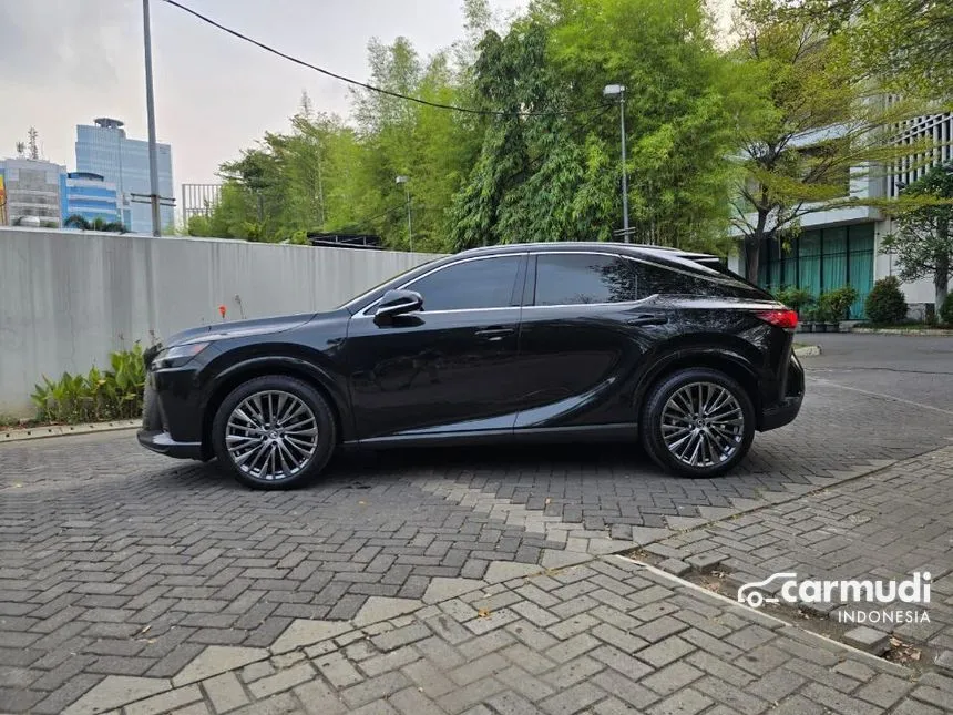 2024 Lexus RX350h Luxury Wagon