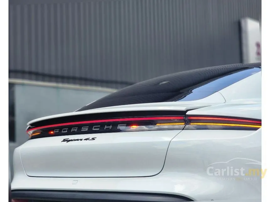 2020 Porsche Taycan 4S Sedan