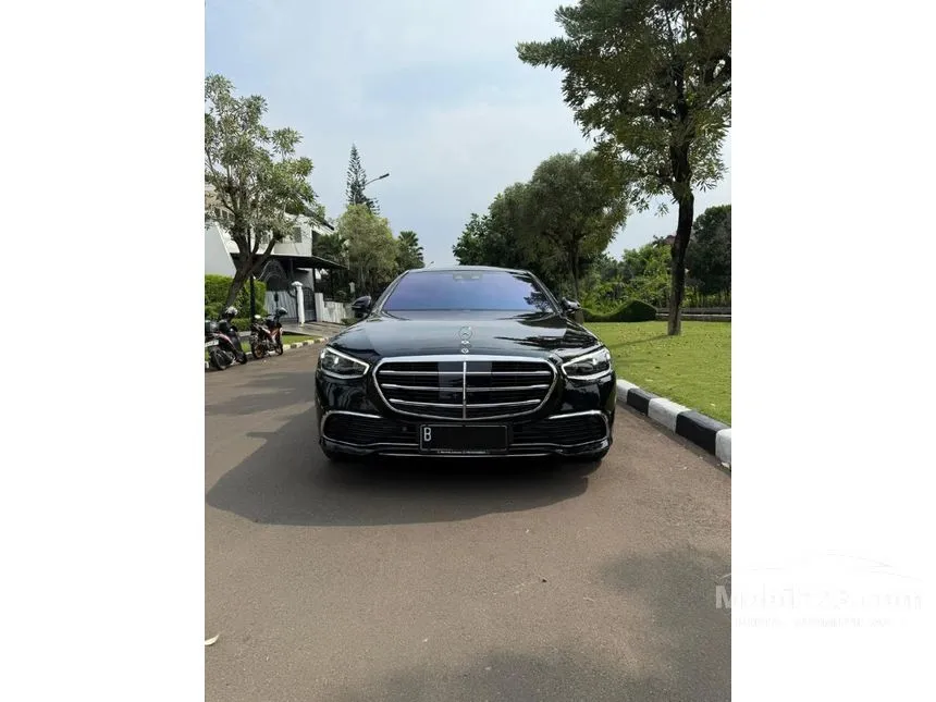 2022 Mercedes-Benz S450L Luxury 4MATIC Sedan