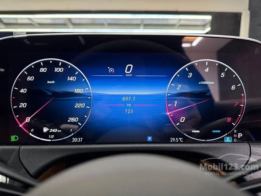 2025 Mercedes-Benz E200 Exclusive Line Sedan