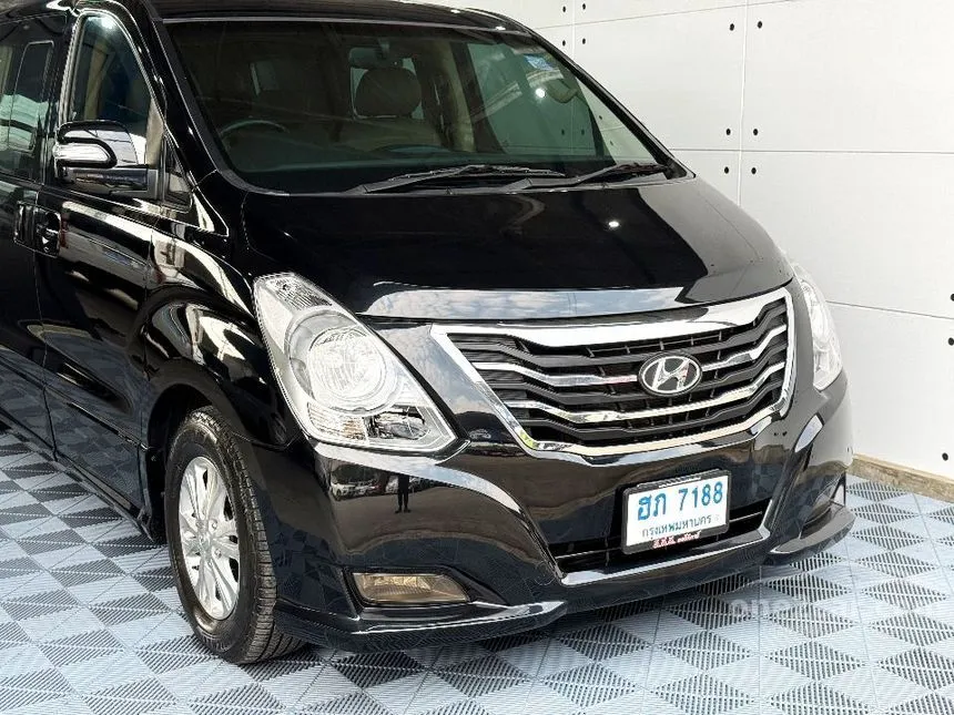 2013 Hyundai H-1 Deluxe Van