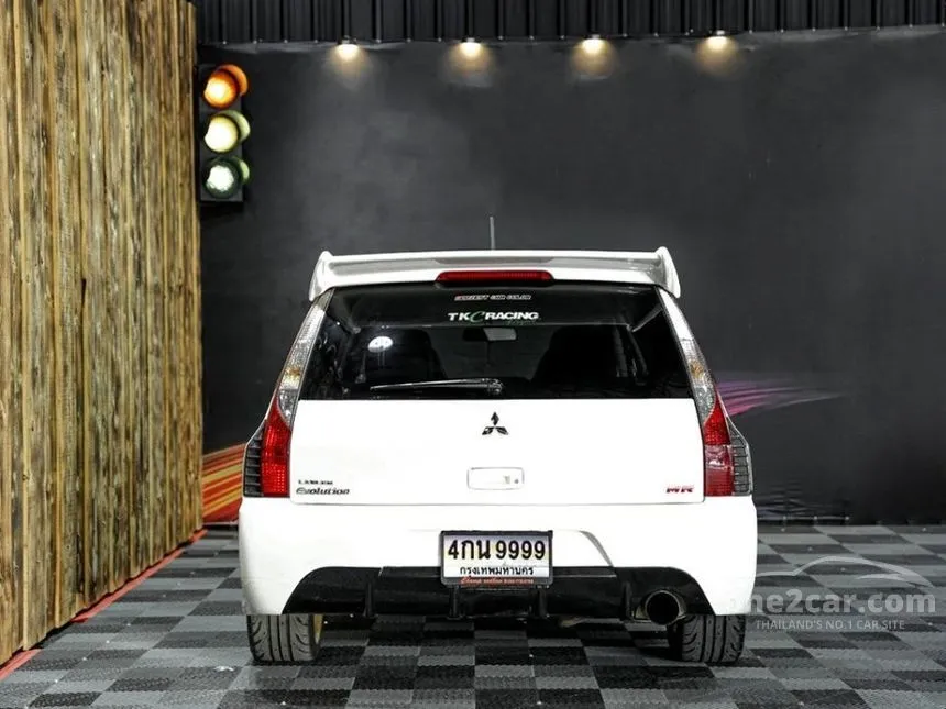 2005 Mitsubishi EVOLUTION IX Sedan