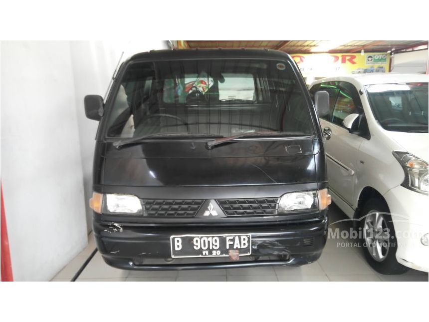 Jual Mobil  Mitsubishi  Colt T120SS  2010 Standard 1 5 di 