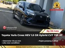 2023 Toyota Yaris Cross 1.5 S HV with GR Parts Aero Pkg SUV CVT TSS AT Hitam [ BERGARANSI