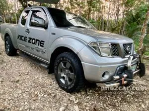 2013 Nissan Frontier Navara 2.5 GT Calibre LE King Cab Pickup