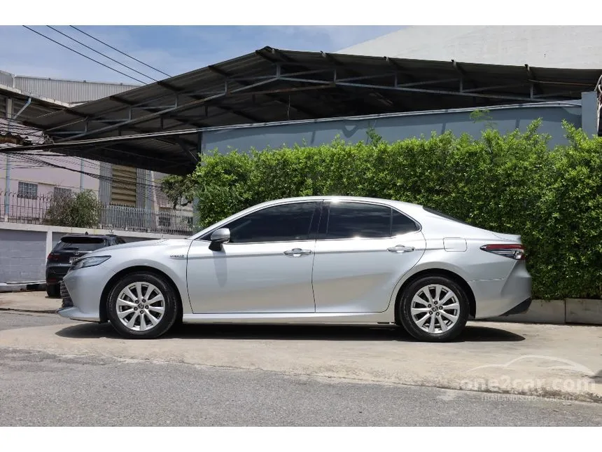 2021 Toyota CAMRY Hybrid Sedan