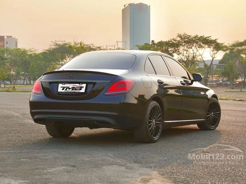 2019 Mercedes-Benz C200 EQ Boost Avantgarde Line Sedan