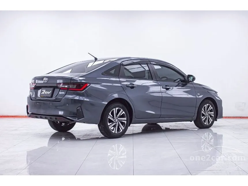 2022 Toyota Yaris Ativ Sport Sedan