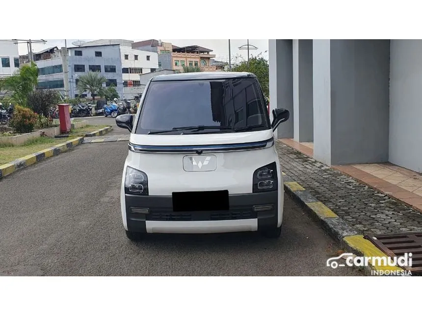 2022 Wuling Air EV Long Range Hatchback