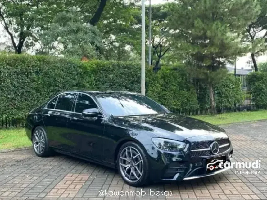2022 Mercedes-Benz E300 AMG Line Sedan