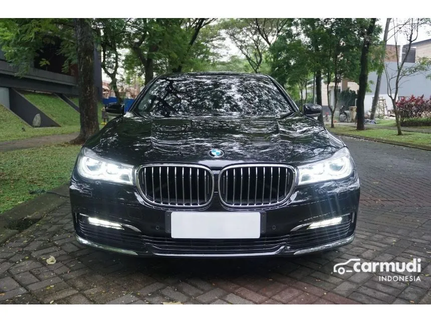 2019 BMW 730Li Sedan
