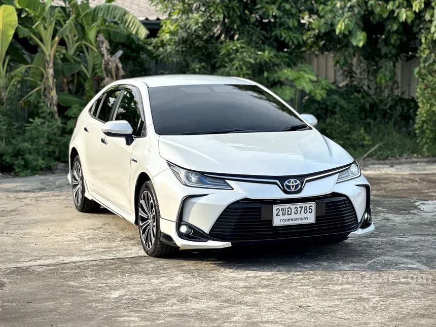 2022 Toyota Corolla Altis Hybrid Premium Sedan