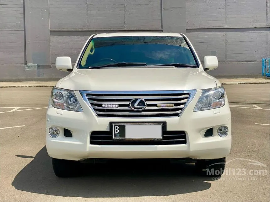 2011 Lexus LX 570 SUV