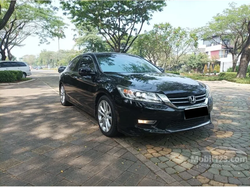 Jual Mobil Honda Accord 2013 VTi
