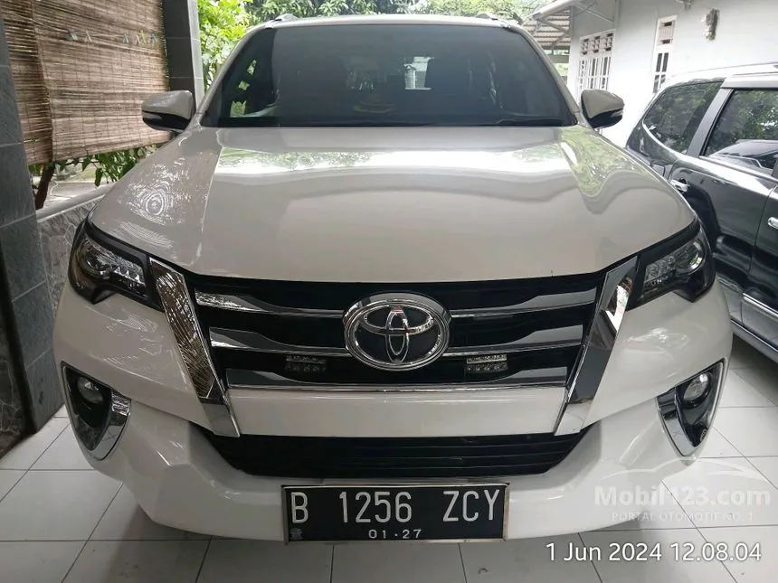 Jual Mobil Toyota Fortuner 2016 VRZ 2.4 di Jawa Barat Automatic SUV Putih Rp 355.000.000