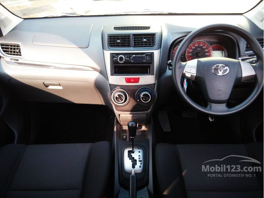 2015 Toyota Avanza Luxury Veloz MPV