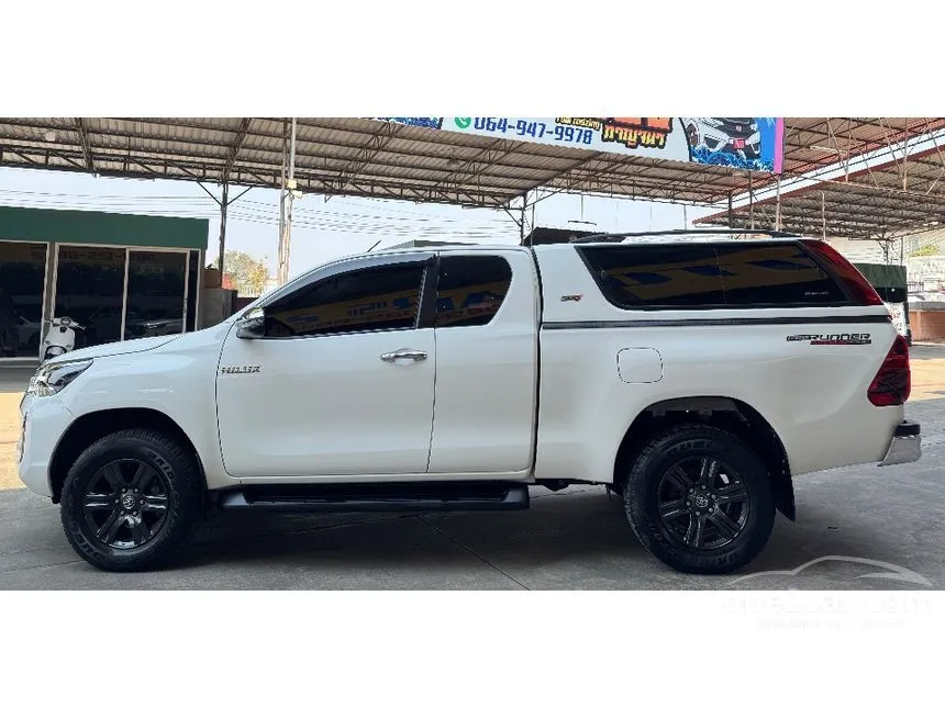 2022 Toyota Hilux Revo Prerunner Mid Pickup