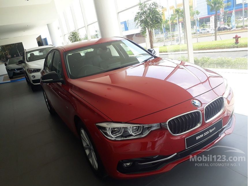 Jual Mobil  BMW 320i 2019 Sport  2 0 di  DKI Jakarta  