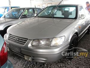 1998 Toyota Camry 2.2 GX Sedan -- WELL MAINTAINED --