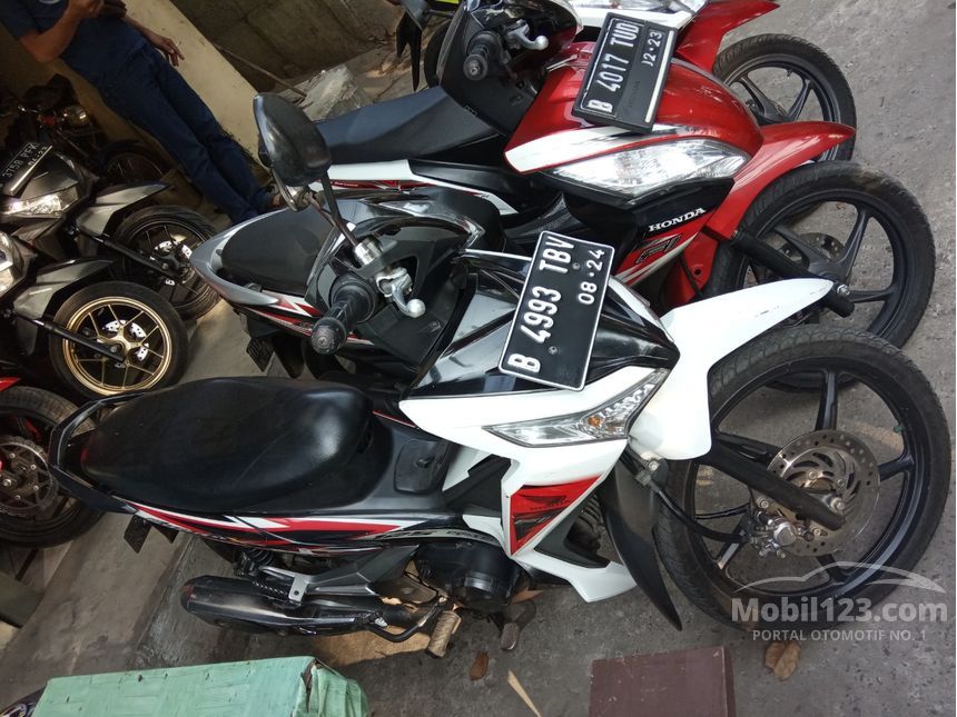  Jual  Motor  Honda Supra  2014 0 1 di DKI Jakarta  Manual 