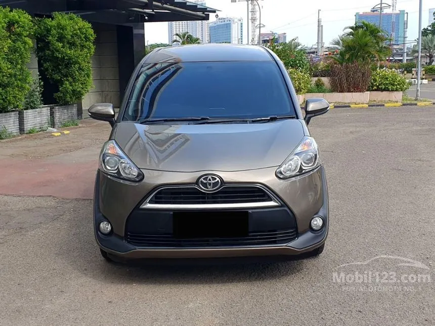 Jual Mobil Toyota Sienta 2018 V 1.5 di DKI Jakarta Automatic MPV Coklat Rp 179.000.000