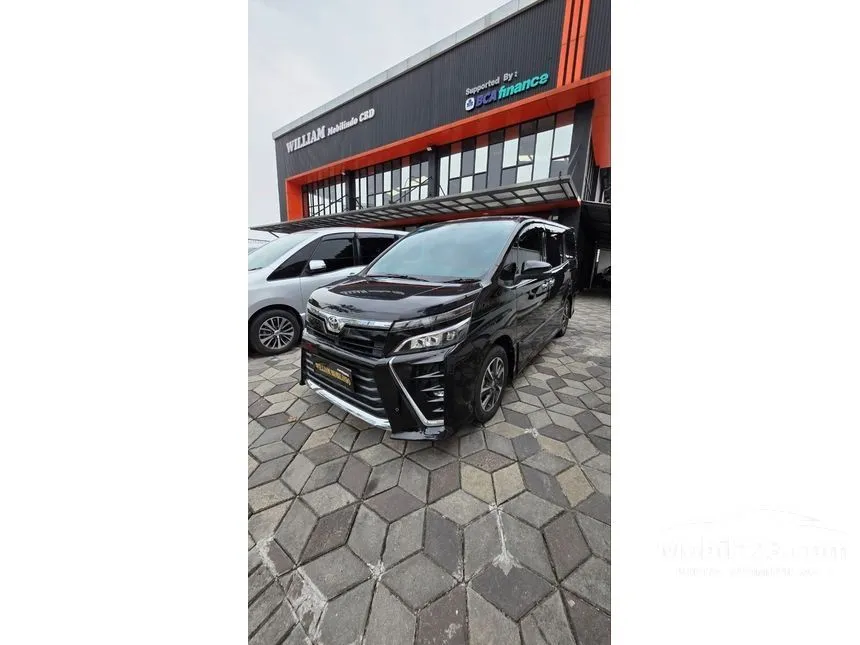 2020 Toyota Voxy MPV