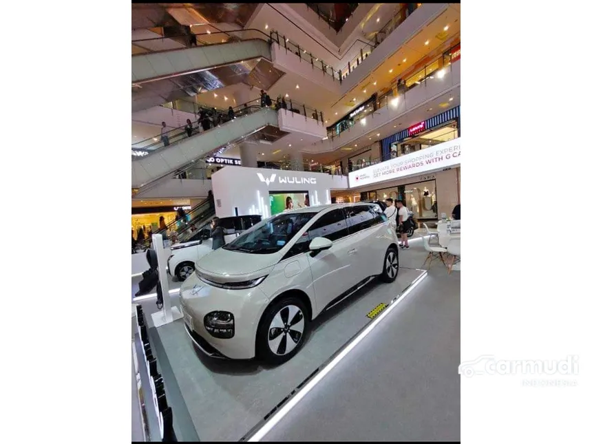 2024 Wuling Cloud EV EV Hatchback