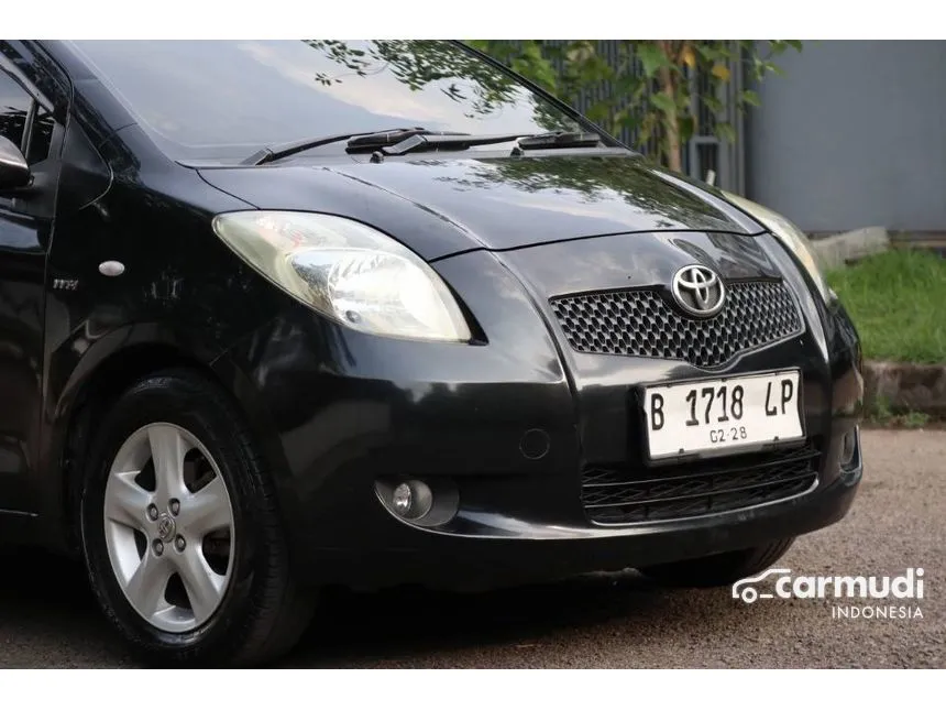 2007 Toyota Yaris E Hatchback