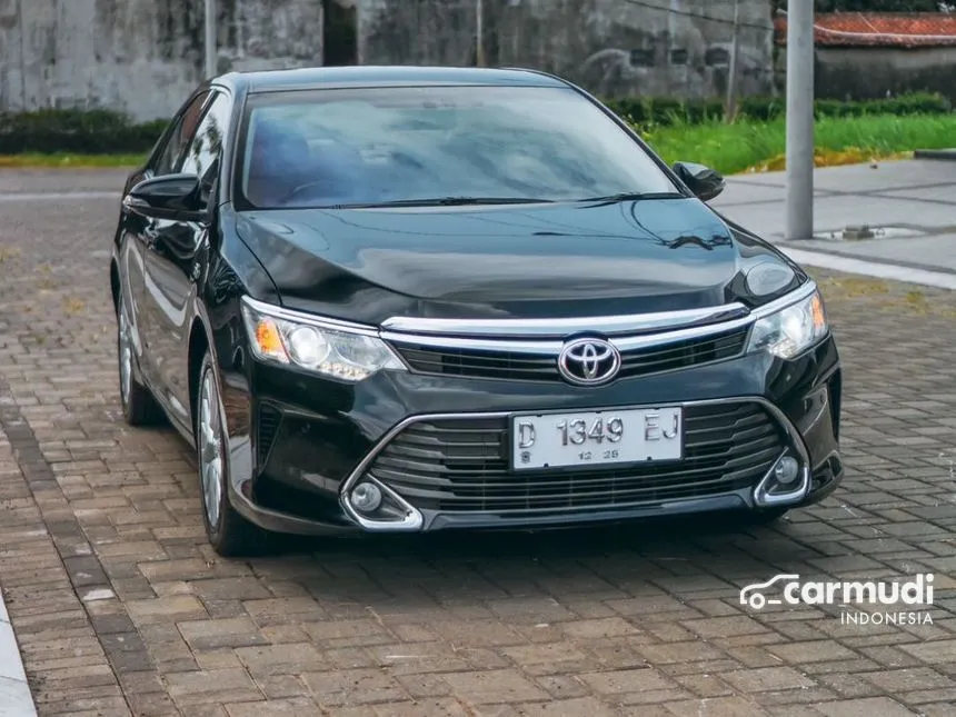 Jual Mobil Toyota Camry 2015 V 2.5 di Jawa Barat Automatic Sedan Hitam Rp 224.000.000