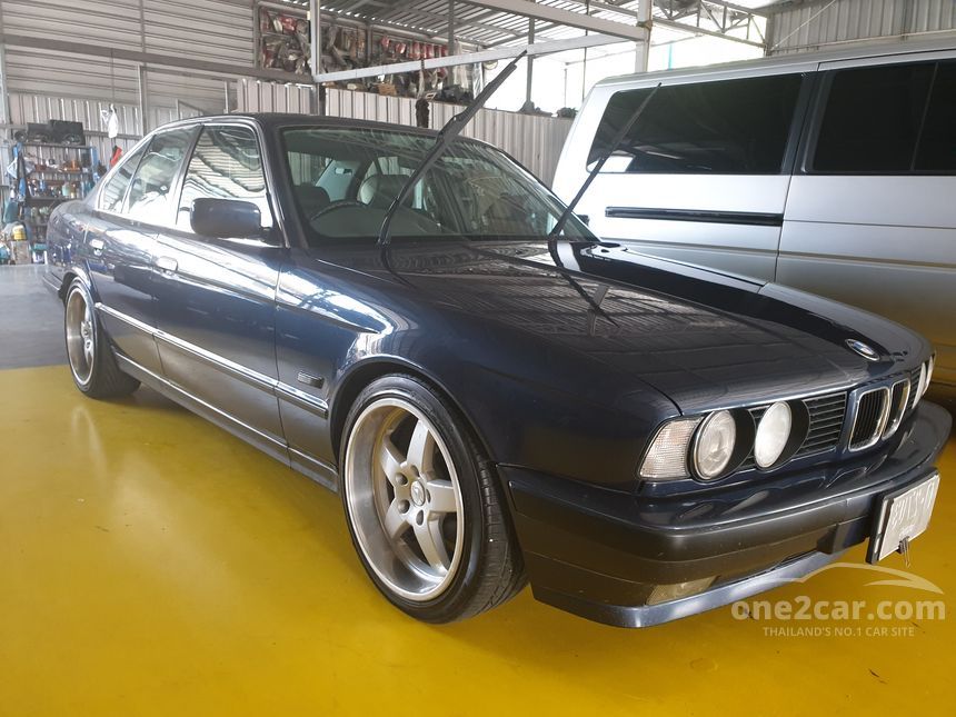 BMW 525i 1993 2.4 in ภาคตะวันออก Automatic Sedan สีน้ำเงิน for 115,000