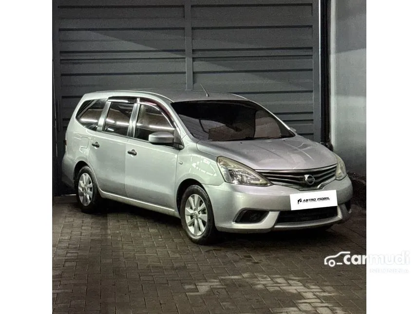 Jual Mobil Nissan Grand Livina 2013 SV 1.5 di Jawa Timur Automatic MPV Silver Rp 104.999.000