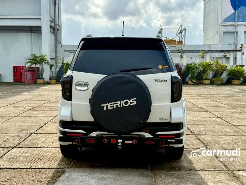 2016 Daihatsu Terios R Adventure SUV