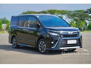 2017 Toyota Voxy 2.0 MPV