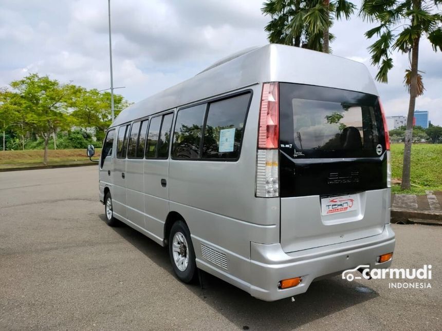 Jual Mobil Isuzu Elf 2013 2.8 di Banten Manual Minibus 